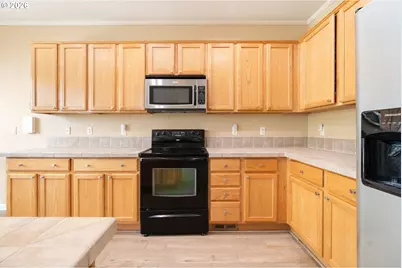 22908 NE Chinook St, Troutdale, OR 97060 - Photo 8