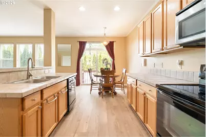 22908 NE Chinook St, Troutdale, OR 97060 - Photo 12