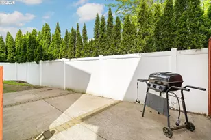 22908 NE Chinook St, Troutdale, OR 97060 - Photo 24