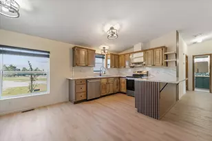 14386 Ben Dier Ln, Baker City, OR 97814 - Photo 10