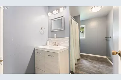 96620 Highway 42, Coos Bay, OR 97420 - Photo 22