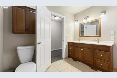 96620 Highway 42, Coos Bay, OR 97420 - Photo 16