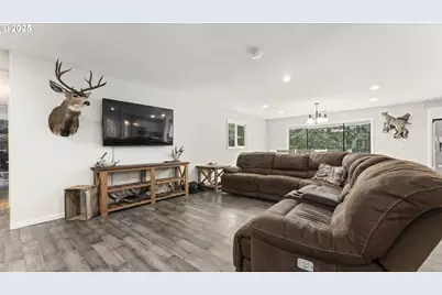 96620 Highway 42, Coos Bay, OR 97420 - Photo 6