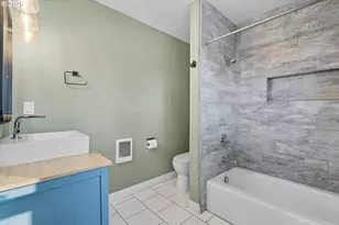 4735 Sussex St, West Linn, OR 97068 - Photo 32