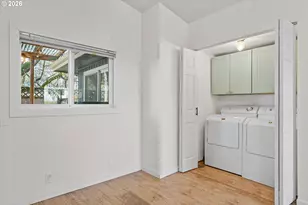 4735 Sussex St, West Linn, OR 97068 - Photo 32