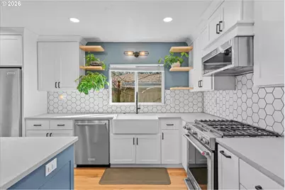 4735 Sussex St, West Linn, OR 97068 - Photo 8