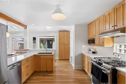 4842 NE 25th Ave, Portland, OR 97211 - Photo 16