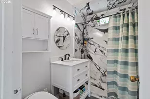 1655 N Juniper St, Coquille, OR 97423 - Photo 16
