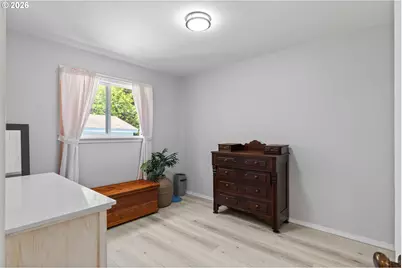 1655 N Juniper St, Coquille, OR 97423 - Photo 20