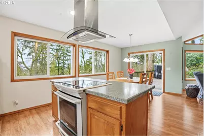 16240 SE Maple Hill Ln, Happy Valley, OR 97086 - Photo 6