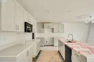 2016 Henderson Wy, Longview, WA 98632 - Photo 8