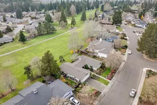 1925 NW St Andrews Dr, McMinnville, OR 97128 - Photo 46