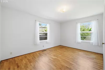 805 E 29th Ave, Eugene, OR 97405 - Photo 20