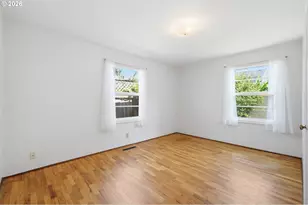 805 E 29th Ave, Eugene, OR 97405 - Photo 20