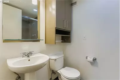 255 SW Harrison St #15H, Portland, OR 97201 - Photo 18