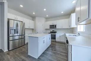 1729 Milo Way, Eugene, OR 97404 - Photo 6