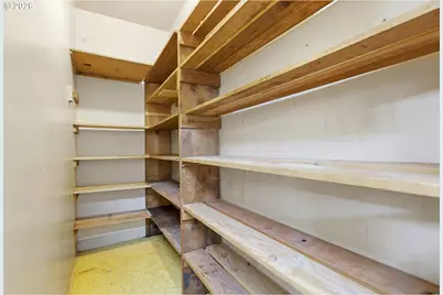 550 N Tomahawk Island Dr., Portland, OR 97217 - Photo 34