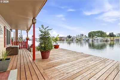 550 N Tomahawk Island Dr., Portland, OR 97217 - Photo 1