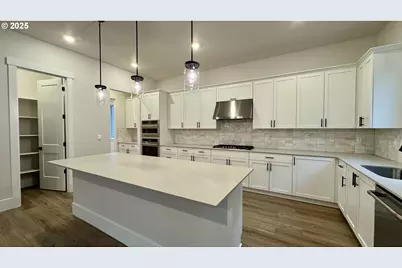 11740 SW 176th Dr, Beaverton, OR 97007 - Photo 20