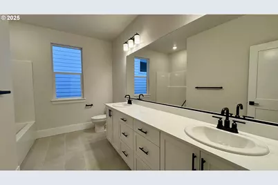 11740 SW 176th Dr, Beaverton, OR 97007 - Photo 28