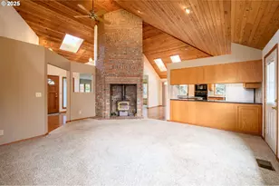 14355 NW Pheasant Hill Ln, McMinnville, OR 97128 - Photo 8