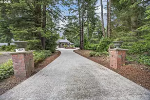 5485 Huckleberry Ln, Florence, OR 97439 - Photo 2