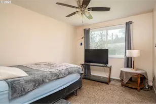 8448 SE 89th Ave, Portland, OR 97266 - Photo 16