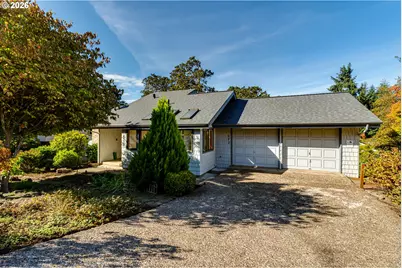 670 Woodcrest Dr, Springfield, OR 97477 - Photo 1