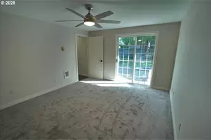 2419 SE Ermine St, Albany, OR 97322 - Photo 18