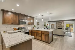 5375 SW Barclay Ct, Beaverton, OR 97005 - Photo 8