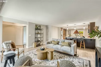 5375 SW Barclay Ct, Beaverton, OR 97005 - Photo 4