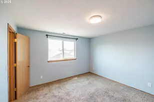 1024 S 10th St, Lebanon, OR 97355 - Photo 14