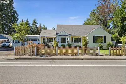 1115 S 6th St, Cottage Grove, OR 97424 - Photo 2