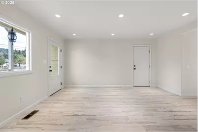 1115 S 6th St, Cottage Grove, OR 97424 - Photo 14