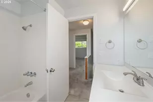 1933 W 17th Ave, Eugene, OR 97402 - Photo 22