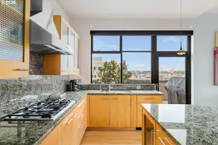 333 NW 9th Ave, Portland, OR 97209 - Photo 18