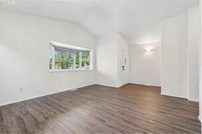 13582 SE 151st Ter, Clackamas, OR 97015 - Photo 8