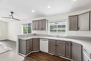 13582 SE 151st Terrace, Clackamas, OR 97015 - Photo 14