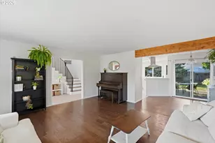 401 E Donald Ln, Newberg, OR 97132 - Photo 8