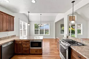 1096 8th Ave, Albany, OR 97321 - Photo 16