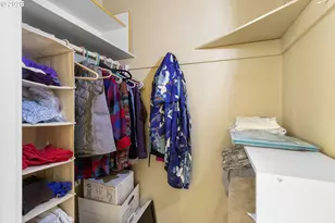 709 SW 16th Ave, Portland, OR 97205 - Photo 36