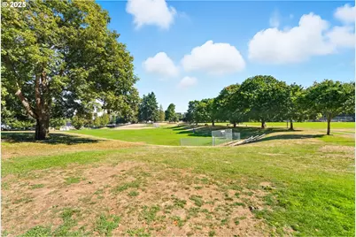 8280 N Burrage Ave, Portland, OR 97217 - Photo 38