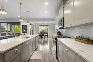 19360 Pelican Lake Place, Oregon City, OR 97045 - Photo 8