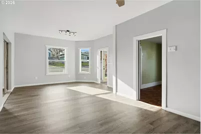 1211 E 10th St, The Dalles, OR 97058 - Photo 10