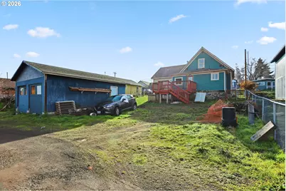 1211 E 10th St, The Dalles, OR 97058 - Photo 8