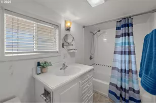 10911 SE Myrtle St, Milwaukie, OR 97222 - Photo 22
