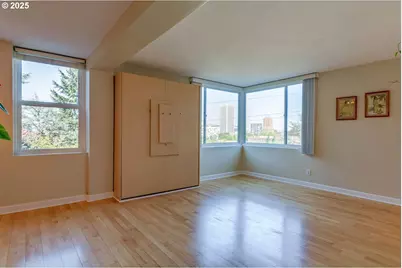 1205 SW Cardinell Dr #302, Portland, OR 97201 - Photo 4