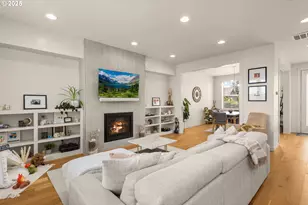 5475 N Bowdoin St, Portland, OR 97203 - Photo 8