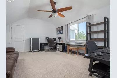 315 N Elm St, Yamhill, OR 97148 - Photo 28