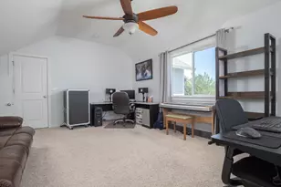 315 N Elm St, Yamhill, OR 97148 - Photo 28